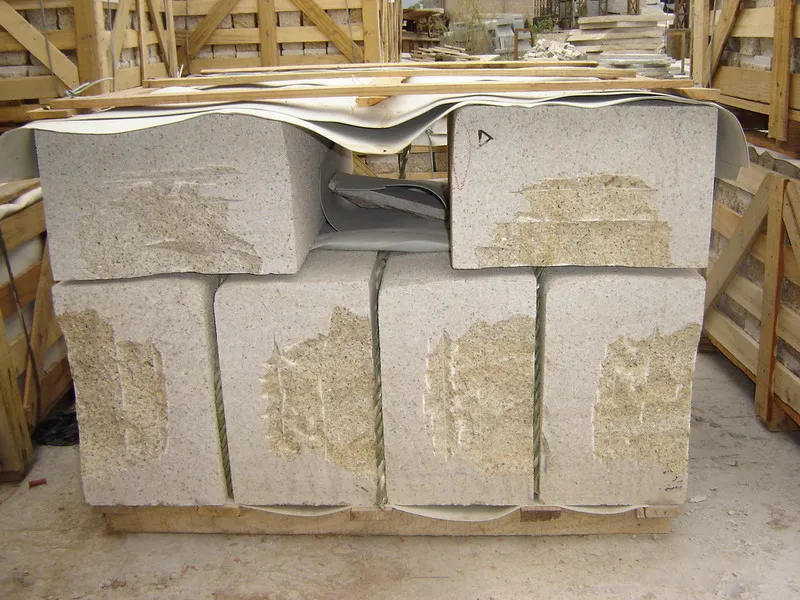 Granite Kerbstone Road Curb Stone for Garden Borders Landscaping Driveways and Walkways