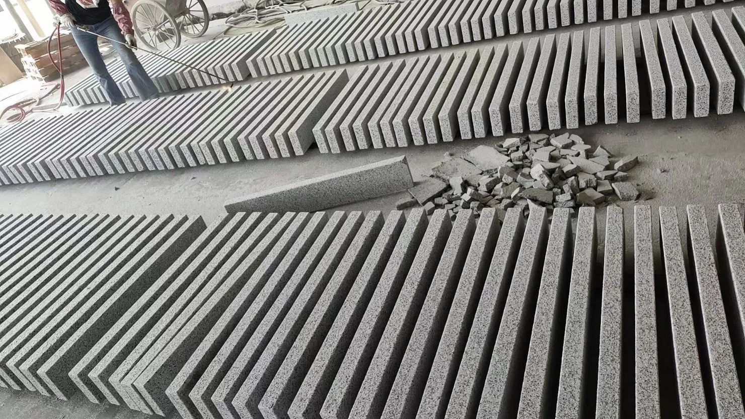 Flamed G603 Light Grey Granite Kerbstone for Outdoor Landscaping