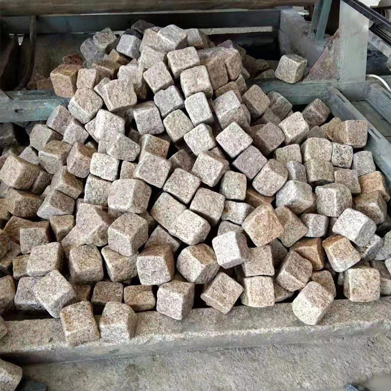 Tumbled Yellow G682 Granite Cobblestone Cubes for Garden Driveways and Outdoor Paving