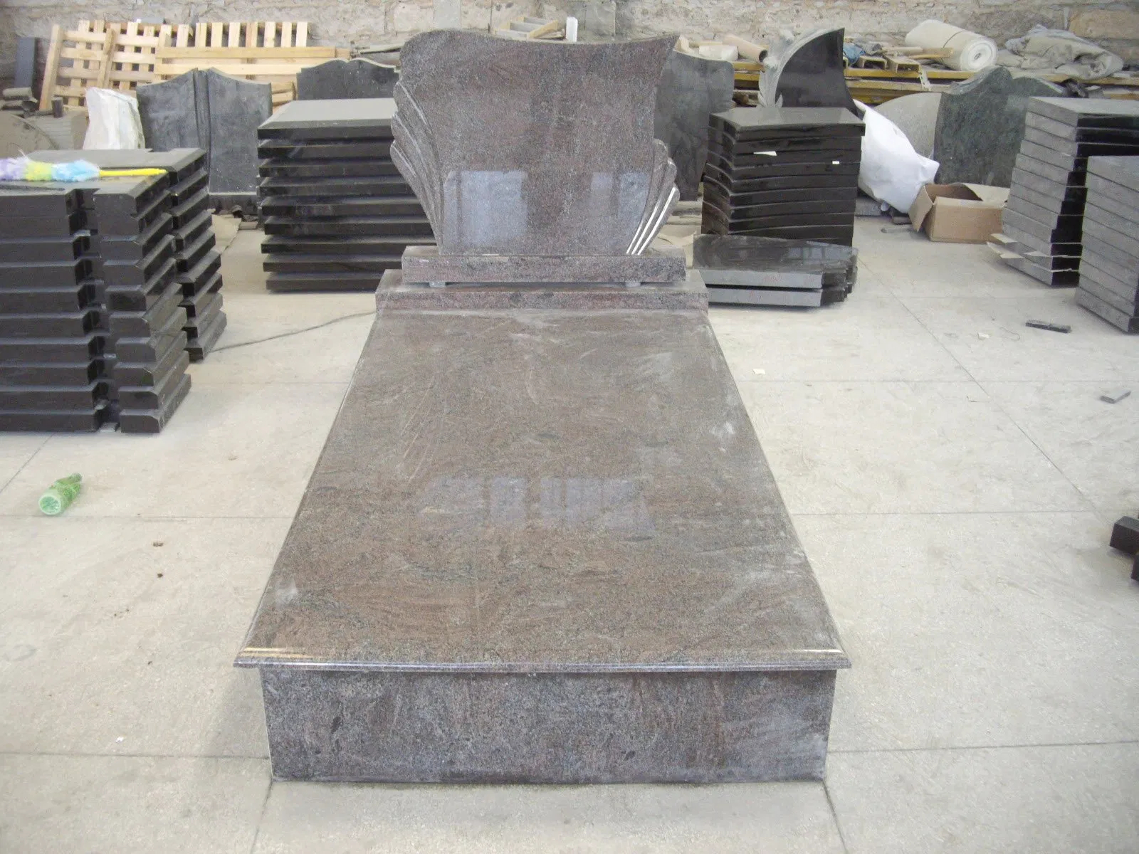 German Style Granite Full Grav