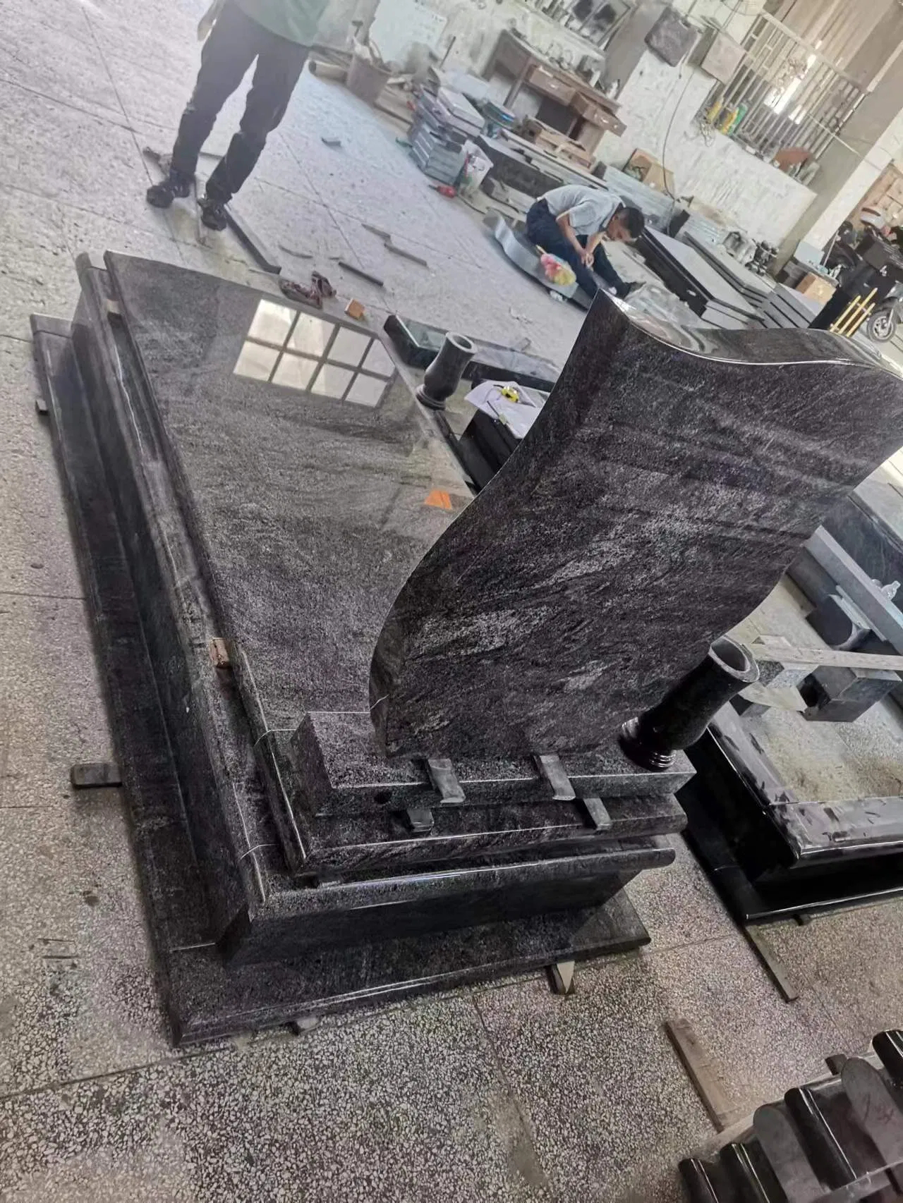 Hungarian Style Multicolor Granite Full Grave Tombstone