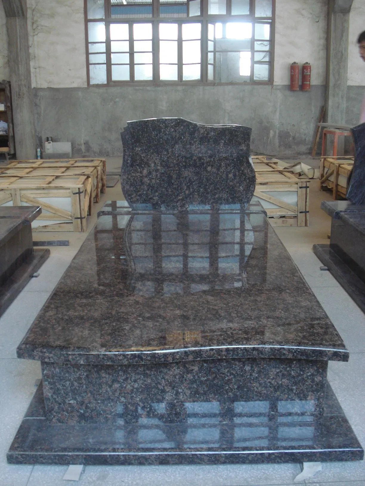 Modern Italian Style Black Granite Full Grave Tombstone