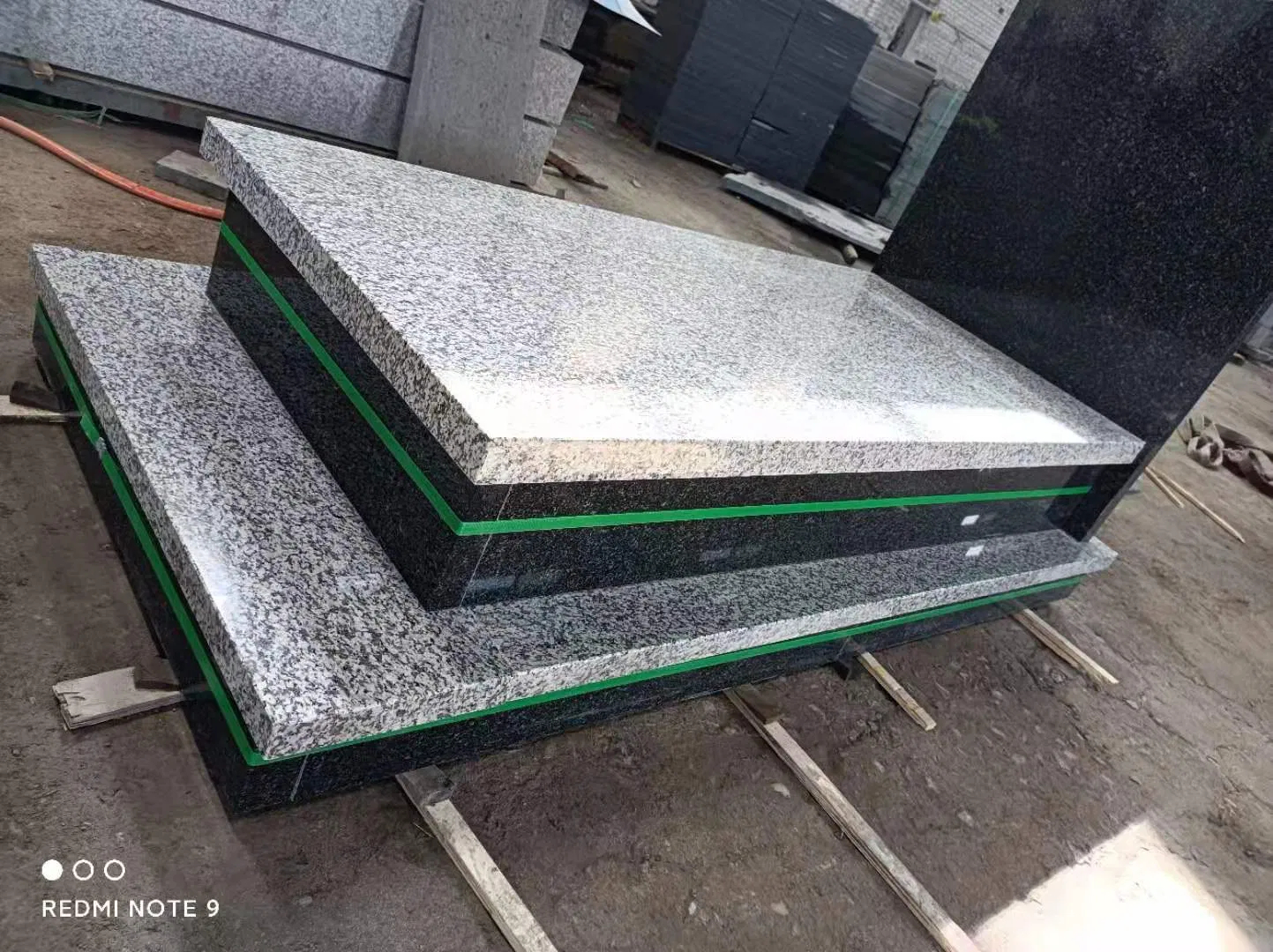 Polish Style Black Granite Angel Memorial Headstone