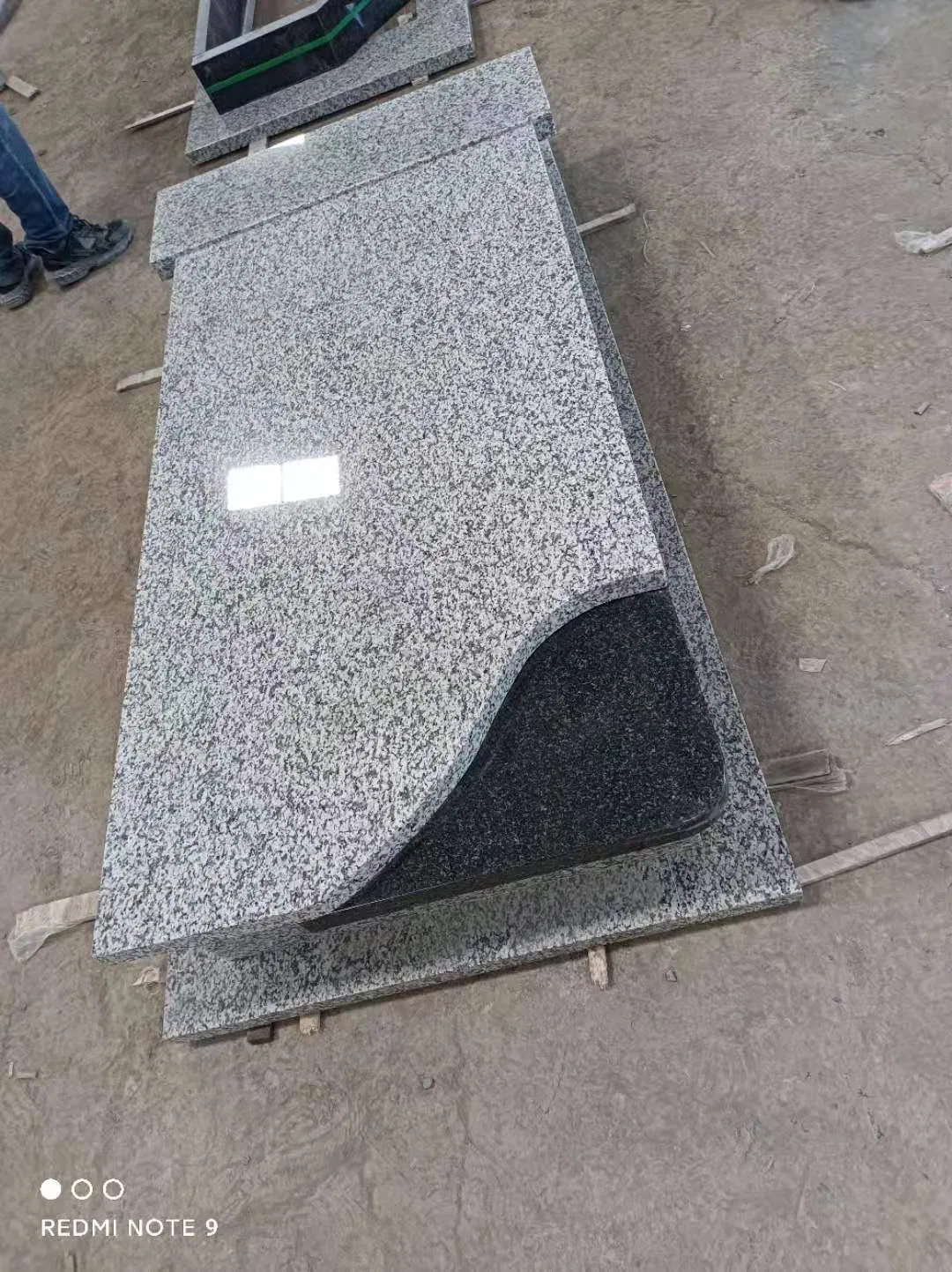 Polish Style Black Granite Angel Memorial Headstone